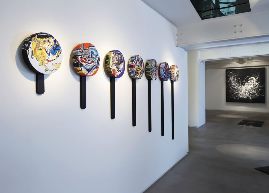 Fridriks_Lollipop_installation_450x170cm_BaillyGallery_2013